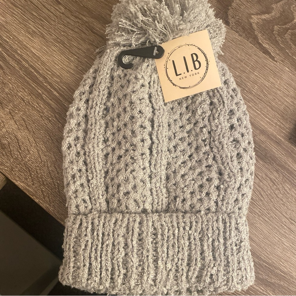 b new york Gray Knit Beanie with Pom-Pom